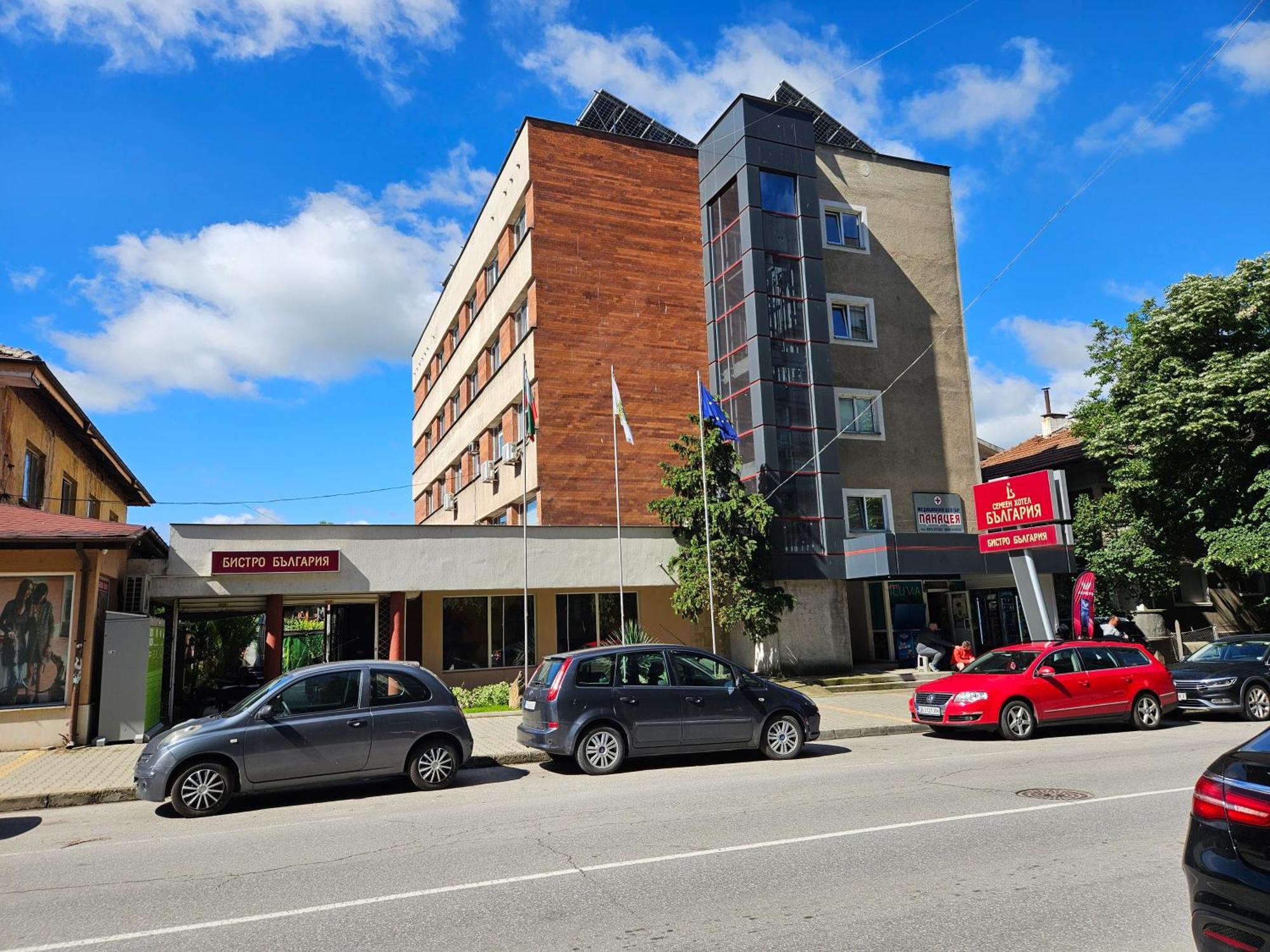Family Hotel Bulgaria Харманли Екстериор снимка
